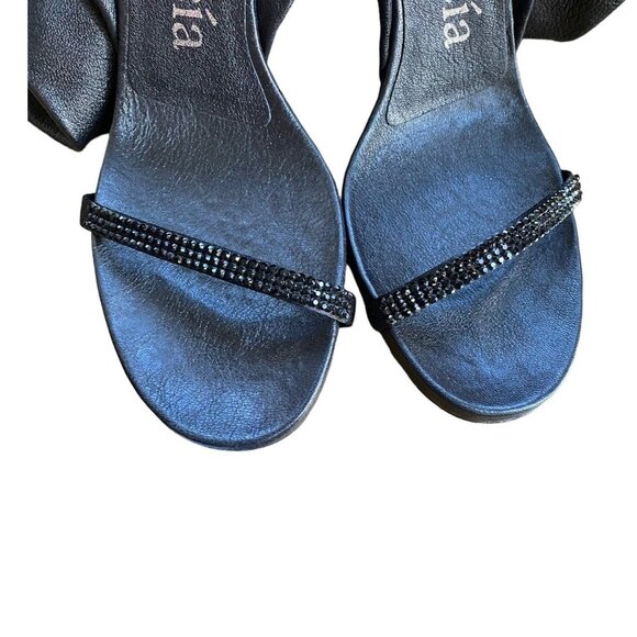 Pedro Garcia Black Leather Abby Jeweled Statement Buckle Heels - Picture 5 of 8